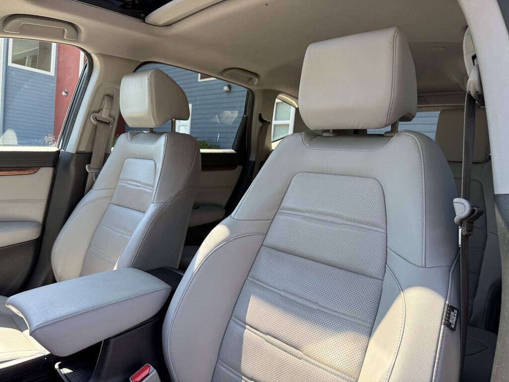 Used 2017 Honda CR-V EX-L image 16