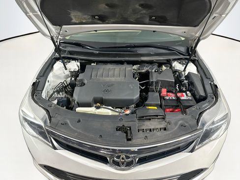 Used 2015 Toyota Avalon XLE Touring FWD image 31