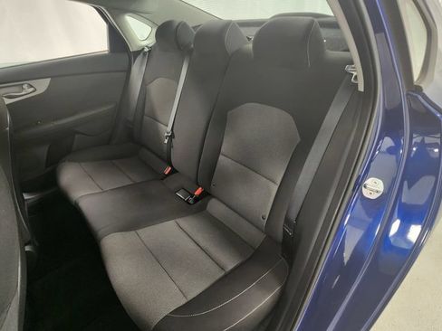 Used 2023 Kia Forte LXS w/ LXS Technology Package FWD image 12