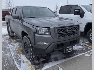 Used 2022 Nissan Frontier SV video 1