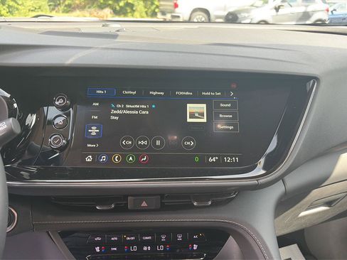 Used 2023 Buick Envision Avenir AWD/4WD image 20