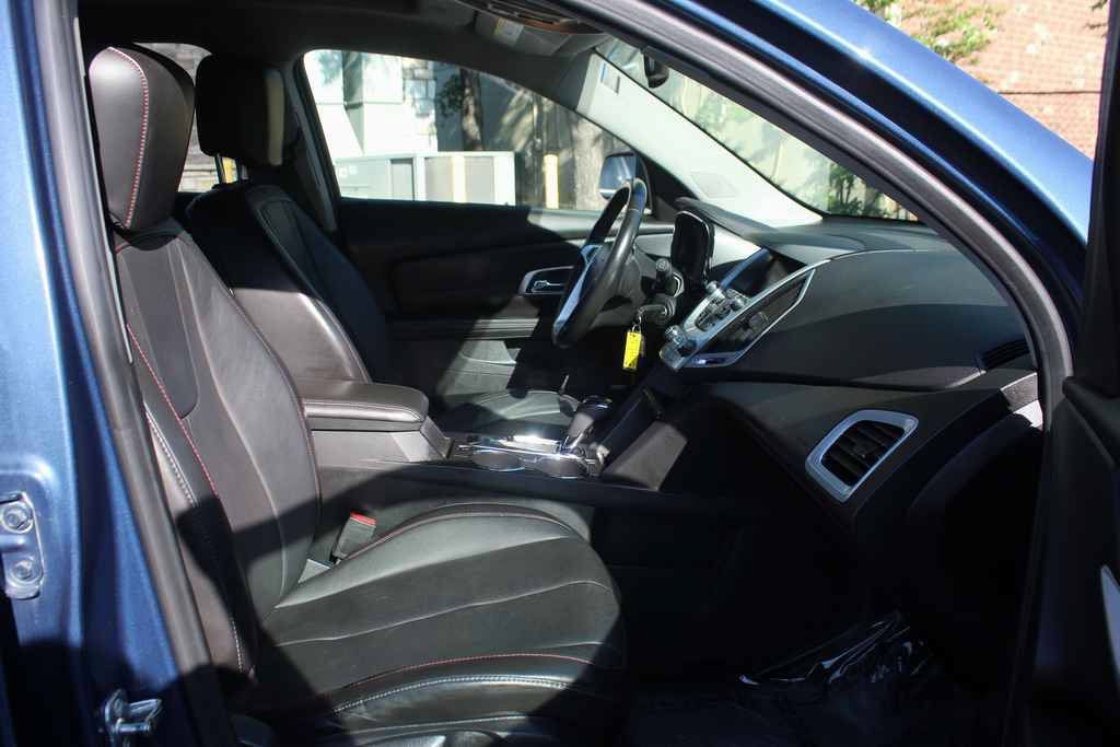 Used 2017 GMC Terrain SLT w/ Open Road Package AWD/4WD image 27