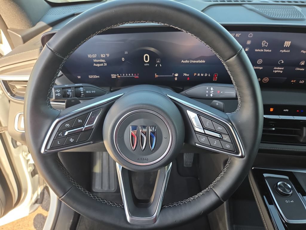 Used 2025 Buick Enclave Preferred FWD image 21