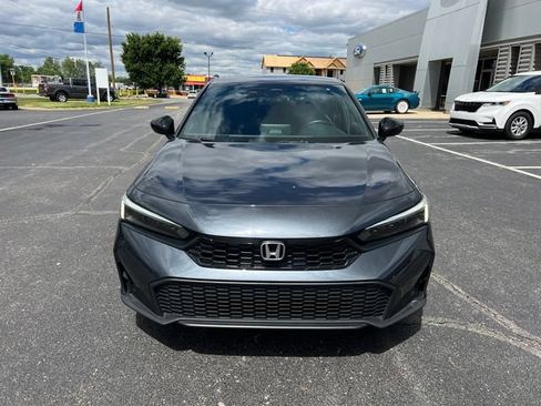 Used 2025 Honda Civic Sport image 2