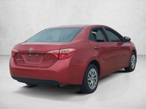 Used 2017 Toyota Corolla LE image 5