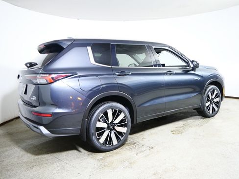 New 2026 Mitsubishi Outlander SEL AWD/4WD image 2