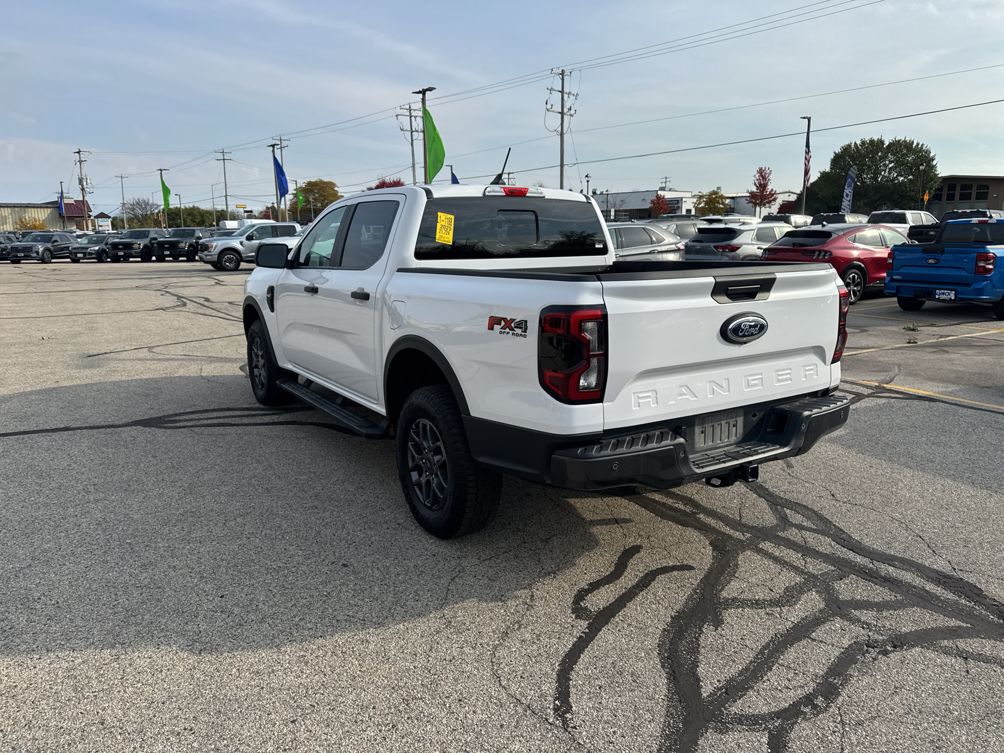 Used 2025 Ford Ranger XLT w/ FX4 Off-Road Package AWD/4WD image 8