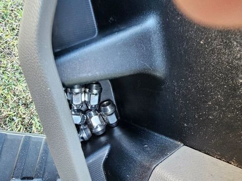 Used 2016 Ford F150 XLT image 13