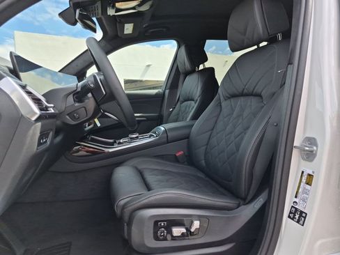 New 2027 BMW X7 xDrive40i AWD/4WD image 4