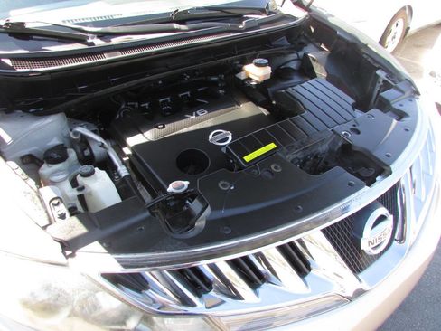 Used 2010 Nissan Murano S image 24