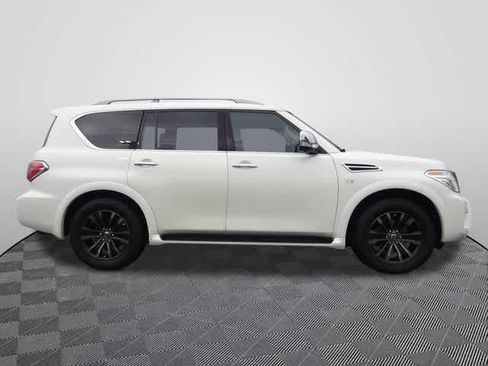 Used 2020 Nissan Armada Platinum w/ Captain's Chairs Package RWD image 4