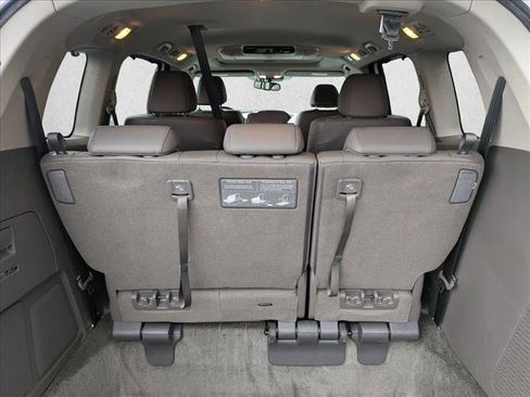 Used 2016 Honda Odyssey Touring Elite image 6