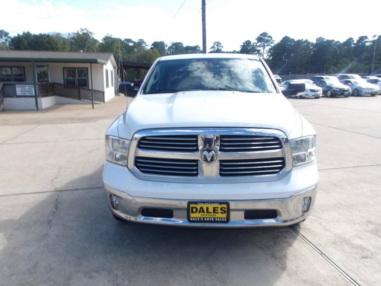 Used 2015 RAM 1500 SLT AWD/4WD image 3