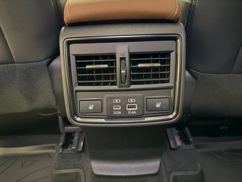 Used 2026 Subaru Forester Touring w/ Touring Package AWD/4WD image 16