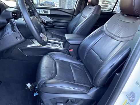 Certified 2022 Ford Explorer Platinum w/ Equipment Group 601A image 15