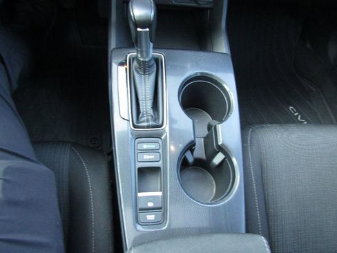 Used 2022 Honda Civic EX image 16