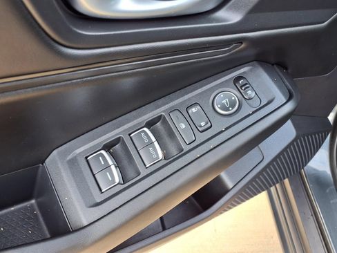 Used 2024 Honda Accord EX image 22