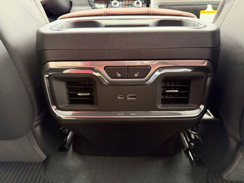 New 2026 GMC Sierra 2500 Denali Ultimate AWD/4WD image 34