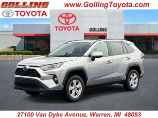 Used 2021 Toyota RAV4 XLE w/ Convenience Package video 1