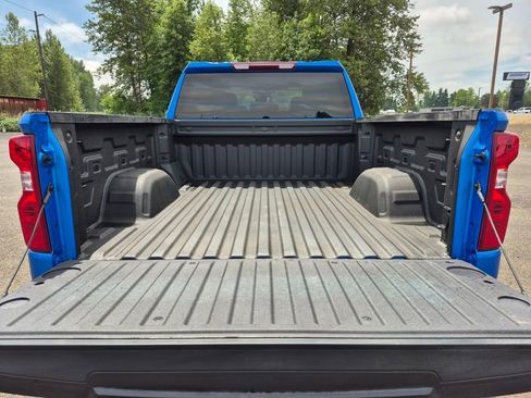 New 2025 Chevrolet Silverado 1500 Custom image 8