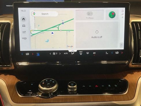 Used 2025 Ford Expedition King Ranch image 20