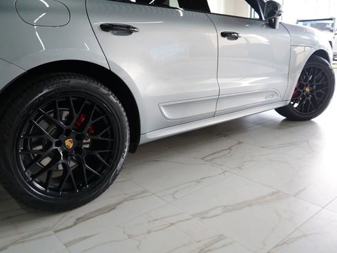 Used 2021 Porsche Macan GTS image 5