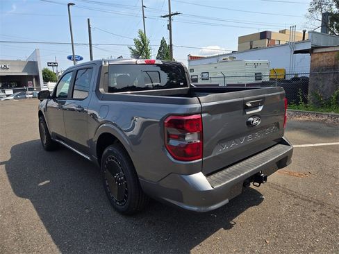 New 2025 Ford Maverick Lobo image 7