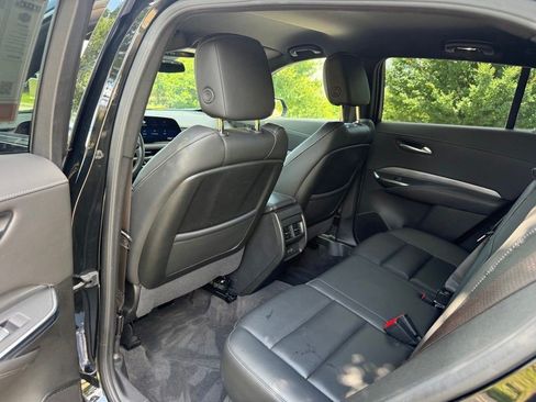 Certified 2025 Cadillac XT4 Premium Luxury FWD image 21