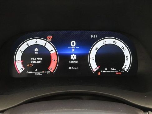 Used 2025 Toyota Highlander XSE AWD/4WD image 39
