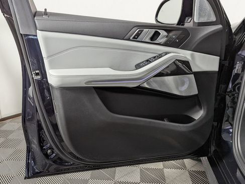 Certified 2023 BMW X5 M50i w/ Executive Package image 15