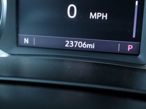 Used 2025 Chevrolet Blazer LT image 31