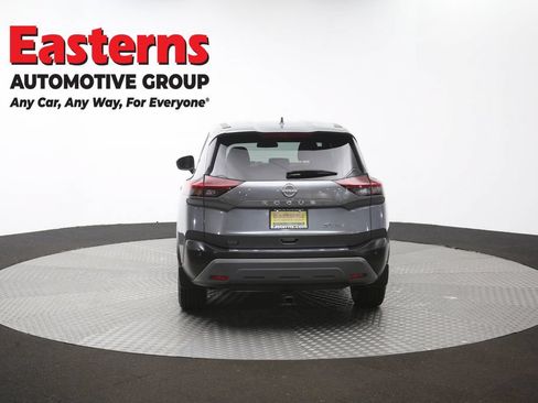 Used 2023 Nissan Rogue SV AWD/4WD image 38