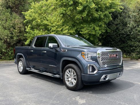 Used 2021 GMC Sierra 1500 Denali w/ Driver Alert Package II image 2