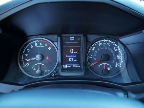 Used 2020 Toyota Tacoma SR RWD image 22