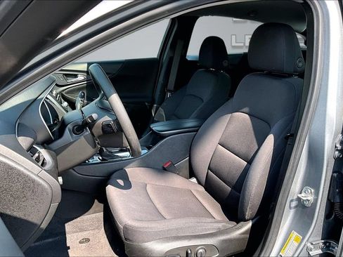Used 2023 Chevrolet Malibu LT FWD image 24