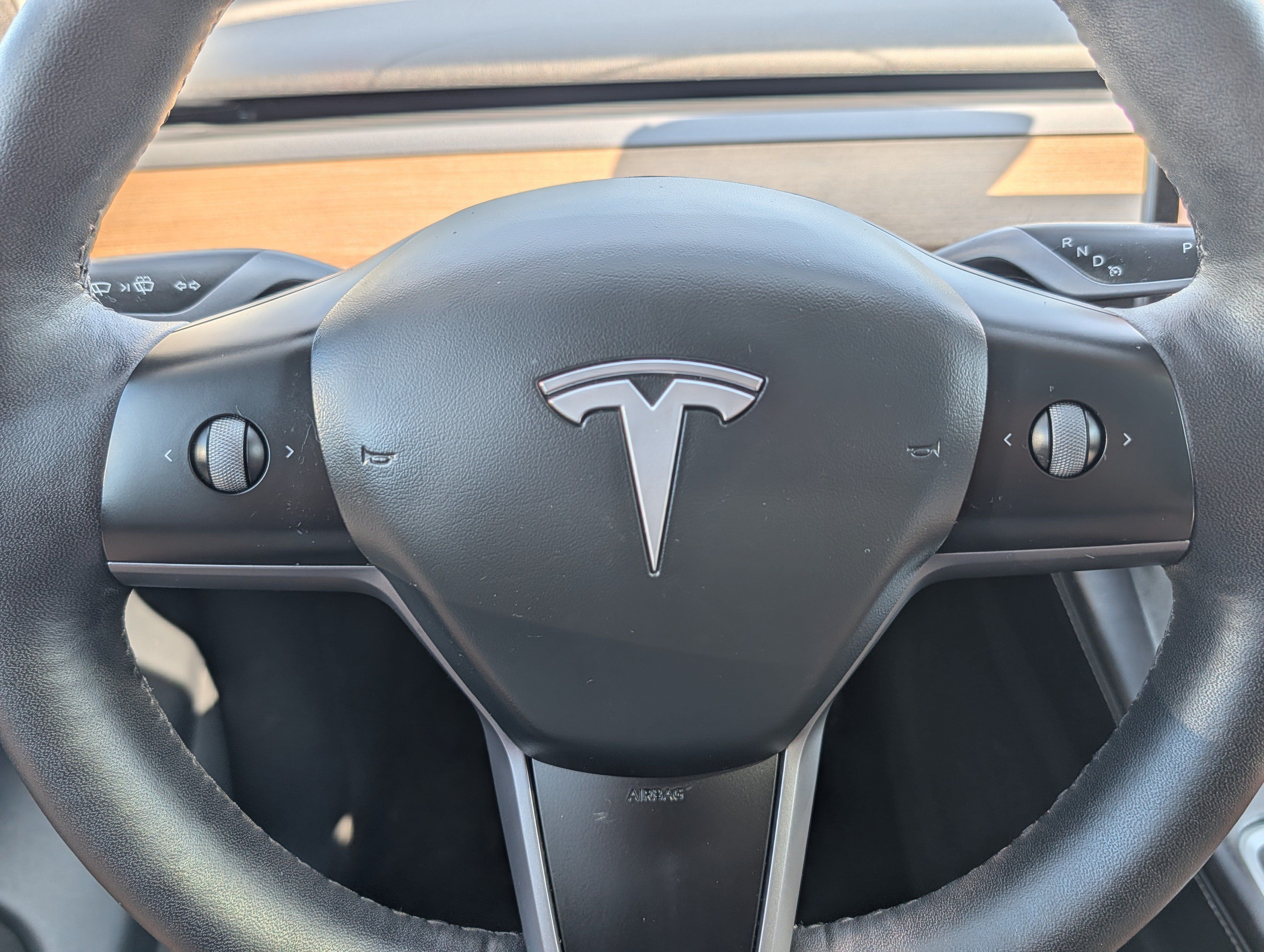 Used 2024 Tesla Model Y Long Range AWD/4WD image 25