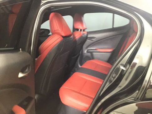 Used 2022 Lexus UX 250h F Sport image 17