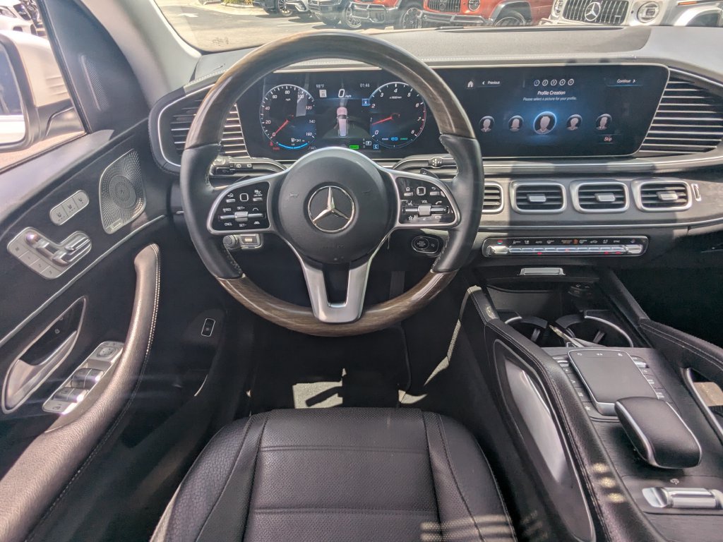 Certified 2022 Mercedes-Benz GLS 450 4MATIC image 3