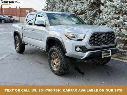 Used 2021 Toyota Tacoma TRD Off-Road image 12