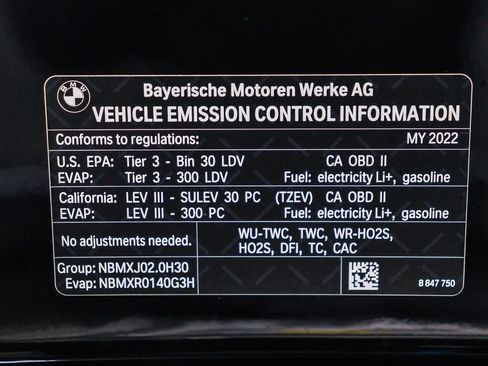 Used 2022 BMW 330e RWD image 28