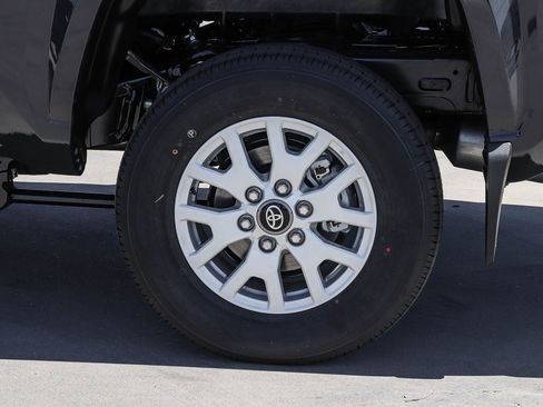 New 2026 Toyota Tacoma SR5 AWD/4WD image 9