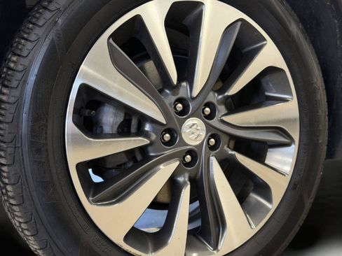 Used 2022 Buick Encore Preferred w/ Safety Package AWD/4WD image 35