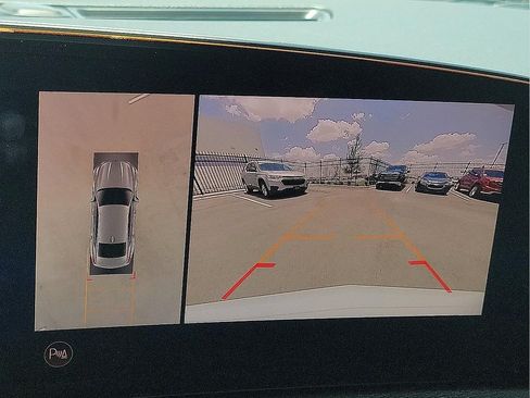 Certified 2025 Cadillac CT5 Sport w/ Technology Package AWD/4WD image 18
