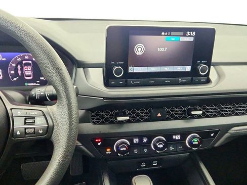 Used 2023 Honda Accord EX image 18