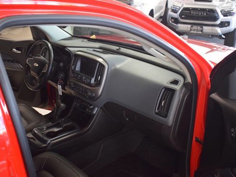 Used 2019 Chevrolet Colorado Z71 image 43