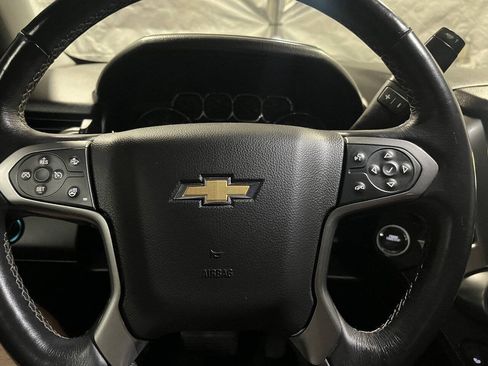 Used 2015 Chevrolet Suburban LT AWD/4WD image 19