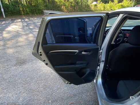 Used 2015 Honda Fit EX-L image 39