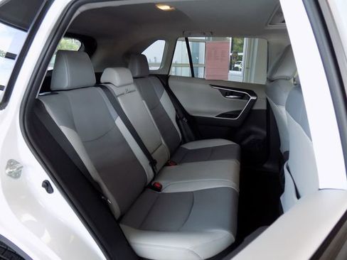 Used 2019 Toyota RAV4 Limited w/ Limited Grade Weather Package AWD/4WD image 31