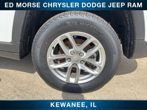 New 2026 Jeep Grand Cherokee Laredo X AWD/4WD image 18