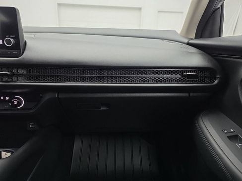Used 2023 Honda HR-V LX image 36
